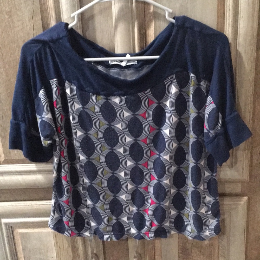 Nice “UK Style French Connection” Top (100% Rayon)